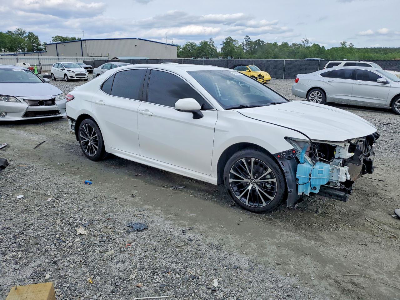 2019 TOYOTA CAMRY SE — снимка 4