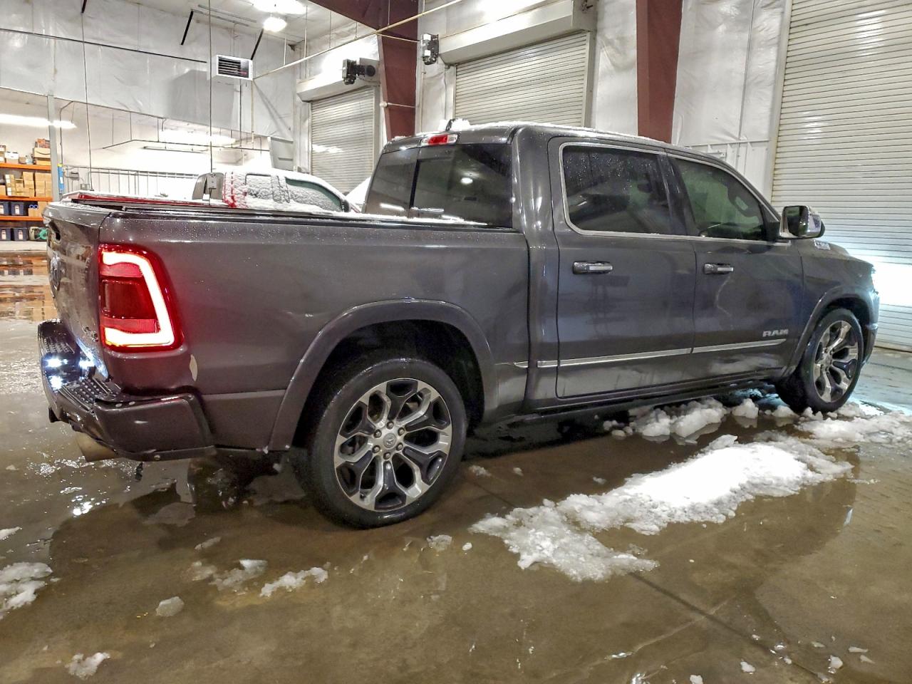 2019 RAM 1500 LIMITED — снимка 3