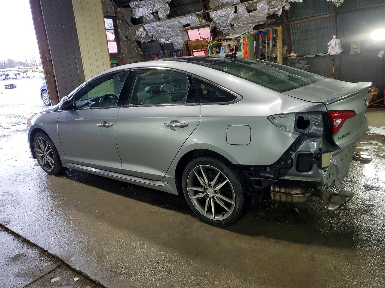 2015 HYUNDAI SONATA SPORT 2.0T — снимка 2