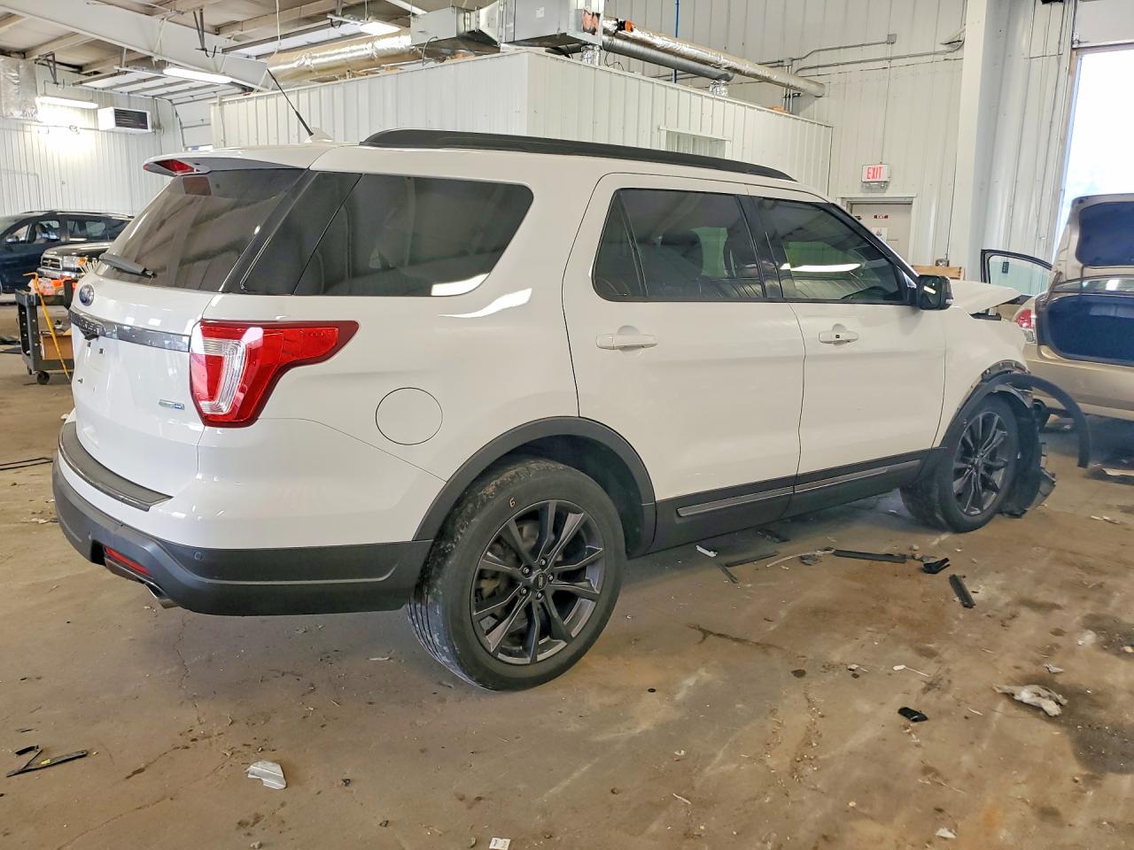 2018 FORD EXPLORER XLT — снимка 3