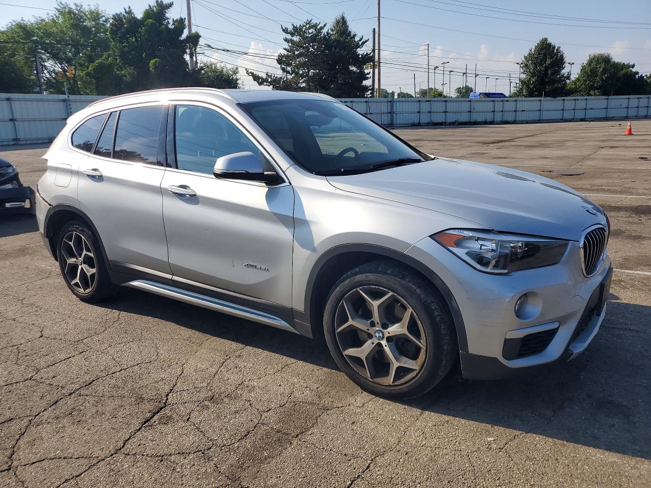 2018 BMW X1 XDRIVE28I — снимка 4