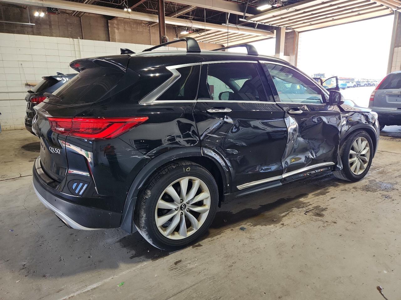 2019 INFINITI QX50 ESSENTIAL — снимка 3