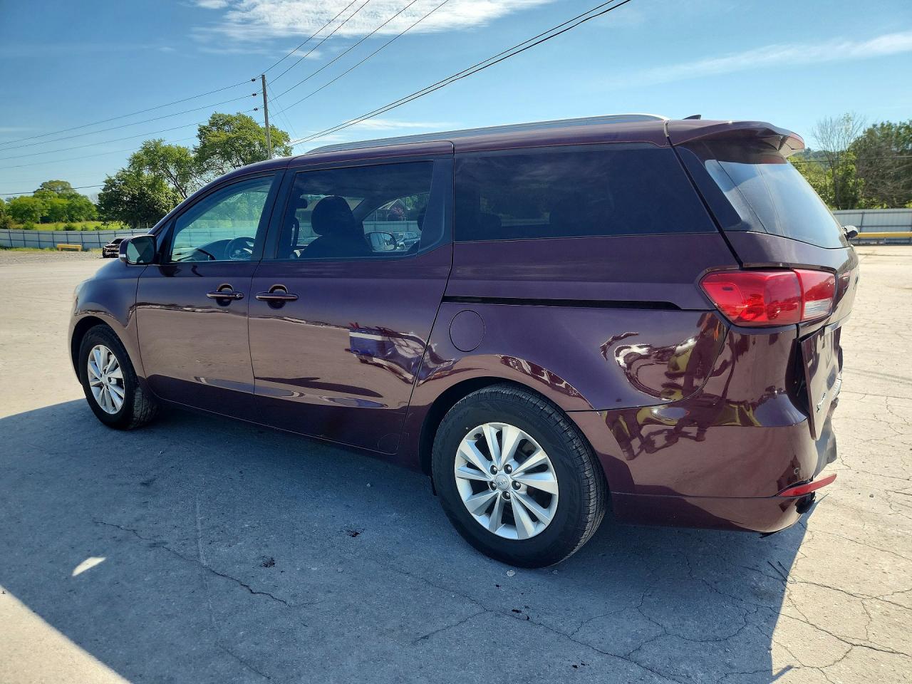2017 KIA SEDONA LX — снимка 2