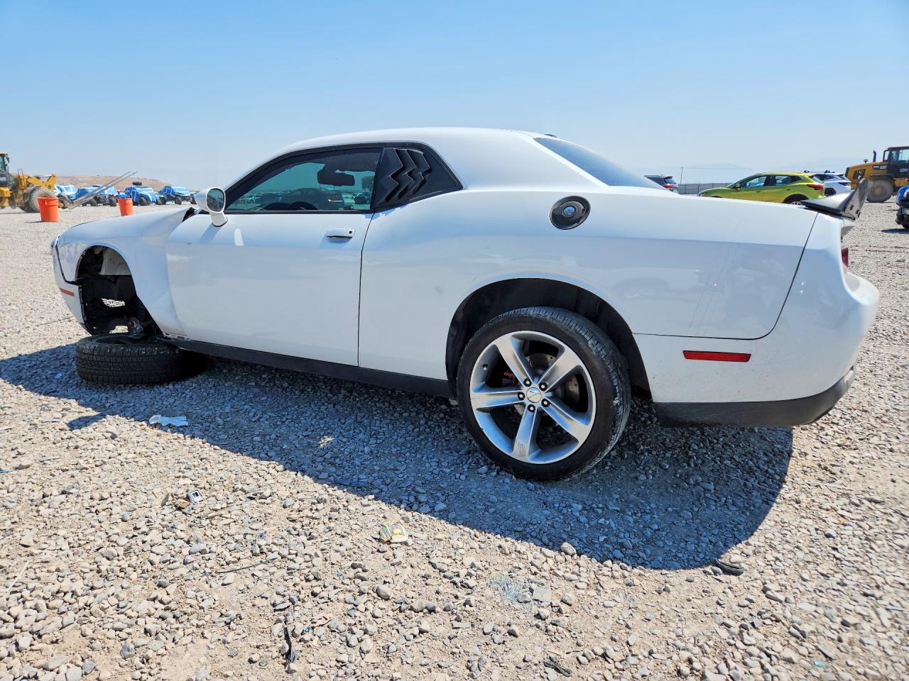 2015 DODGE CHALLENGER SXT — снимка 2