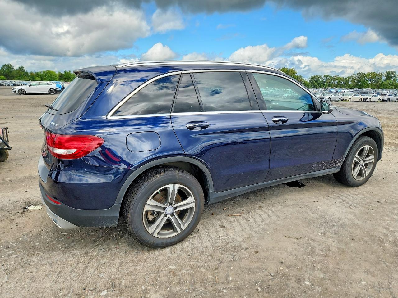 2017 MERCEDES-BENZ GLC 300 4MATIC — снимка 3