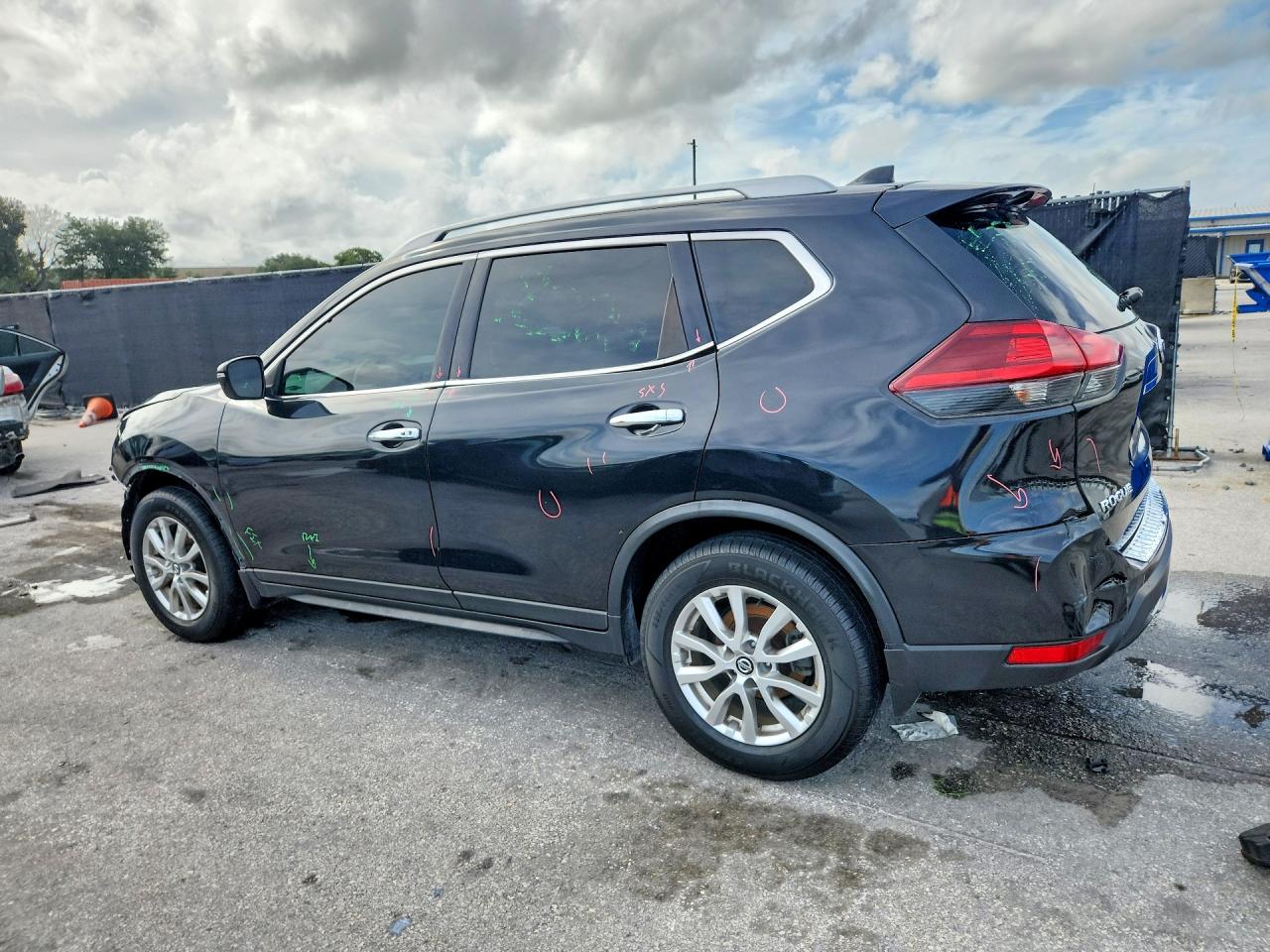 2018 NISSAN ROGUE SV — снимка 2