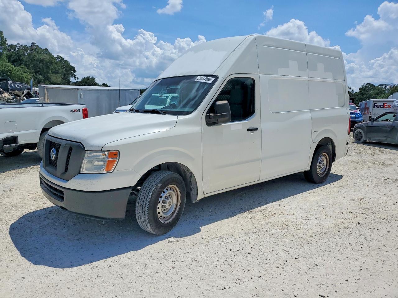 2015 NISSAN NV 2500