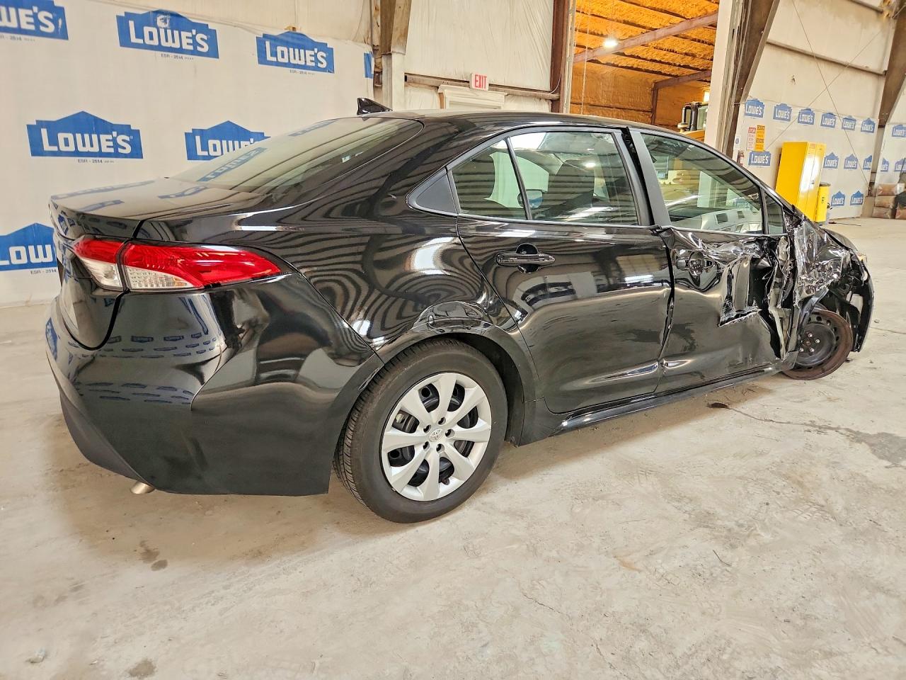 2025 TOYOTA COROLLA LE — снимка 3