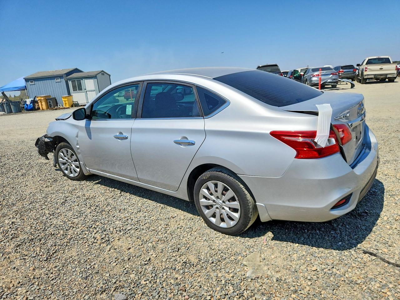 2017 NISSAN SENTRA S — снимка 2