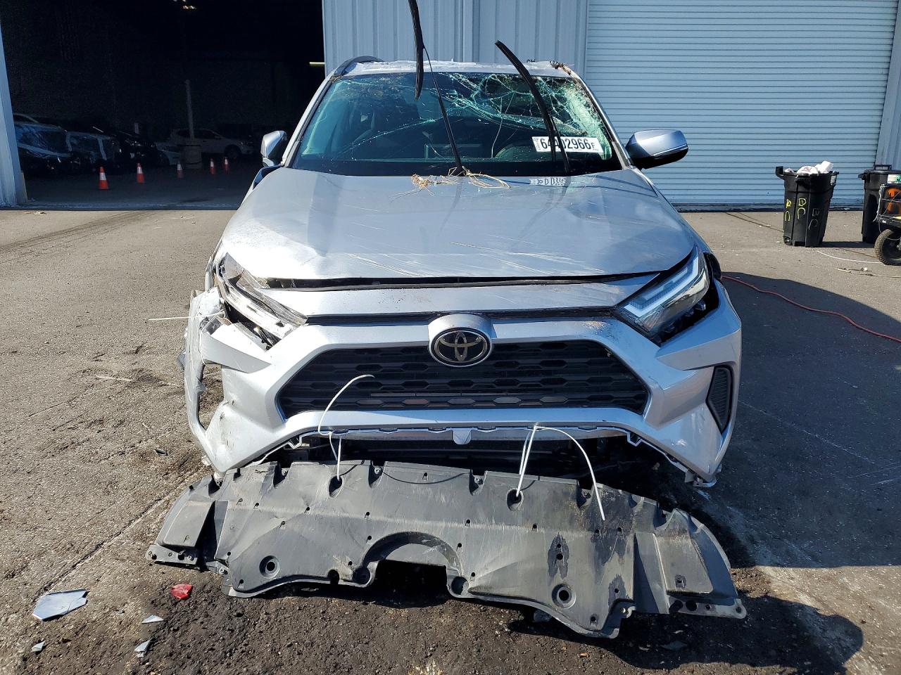 2023 TOYOTA RAV4 XLE — снимка 5