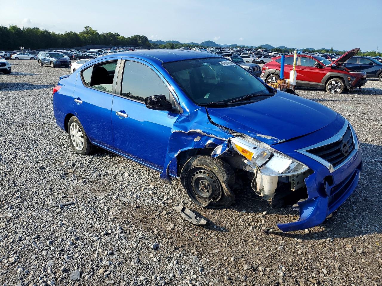 2017 NISSAN VERSA 1.6 SV — снимка 4