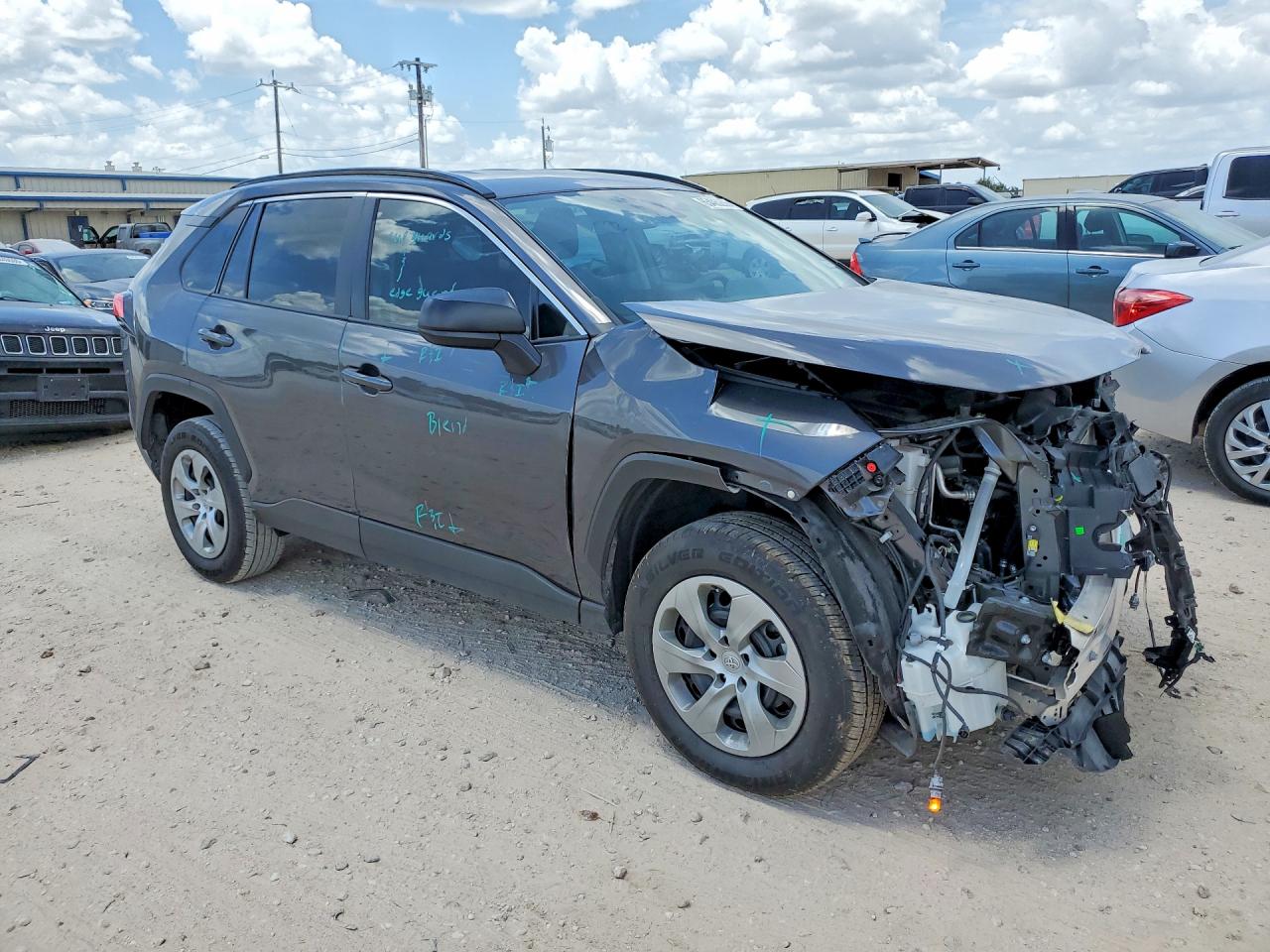 2020 TOYOTA RAV4 LE — снимка 4