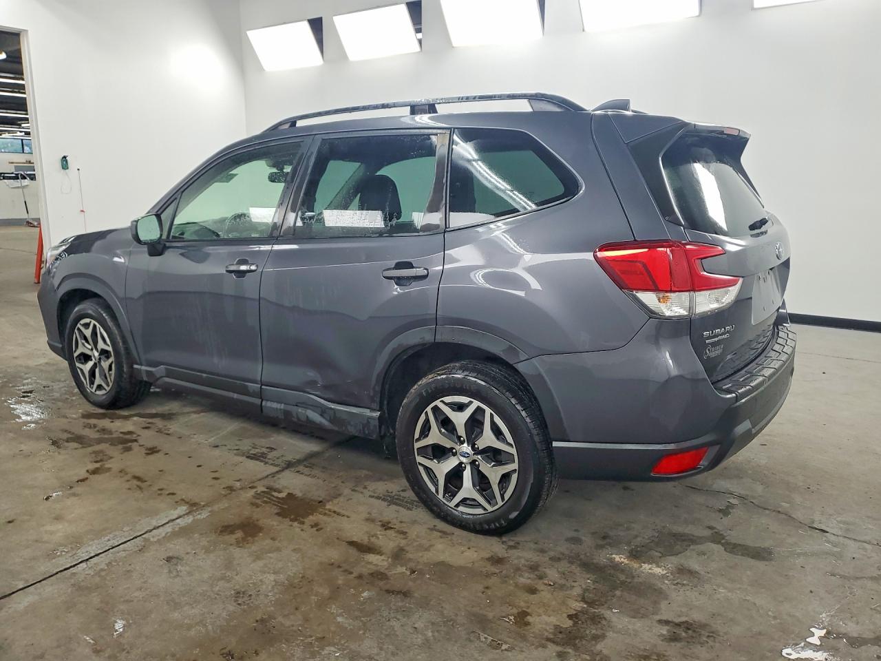 2021 SUBARU FORESTER PREMIUM — снимка 2
