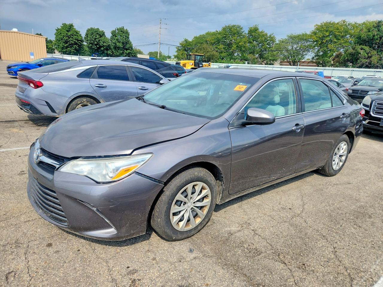 2017 TOYOTA CAMRY LE