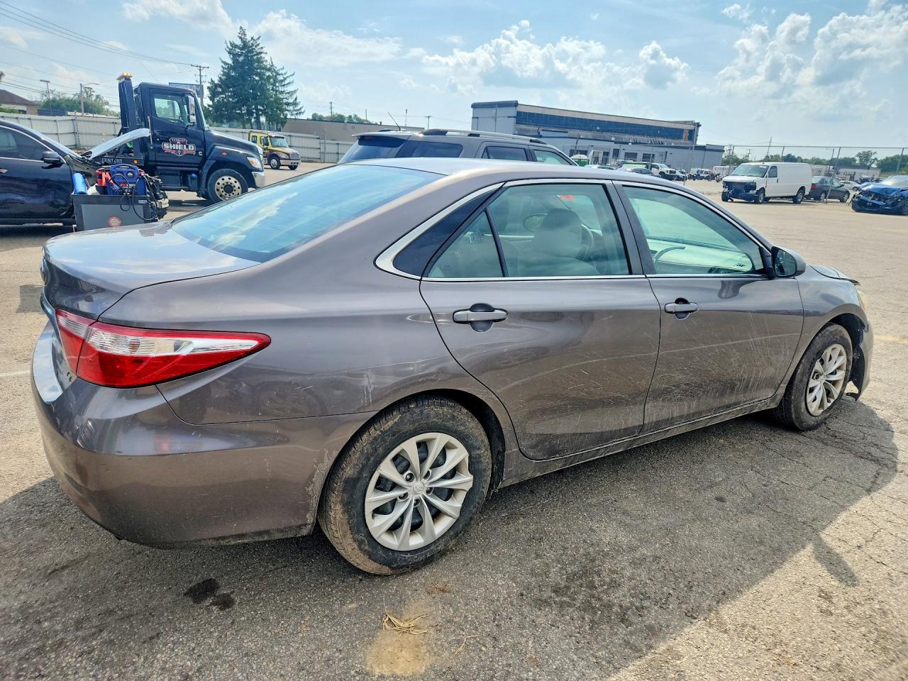 2017 TOYOTA CAMRY LE — снимка 3
