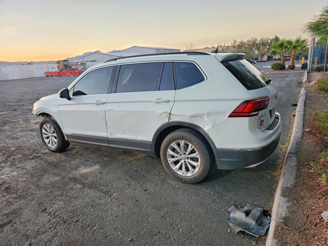 2018 VOLKSWAGEN TIGUAN SE — снимка 2