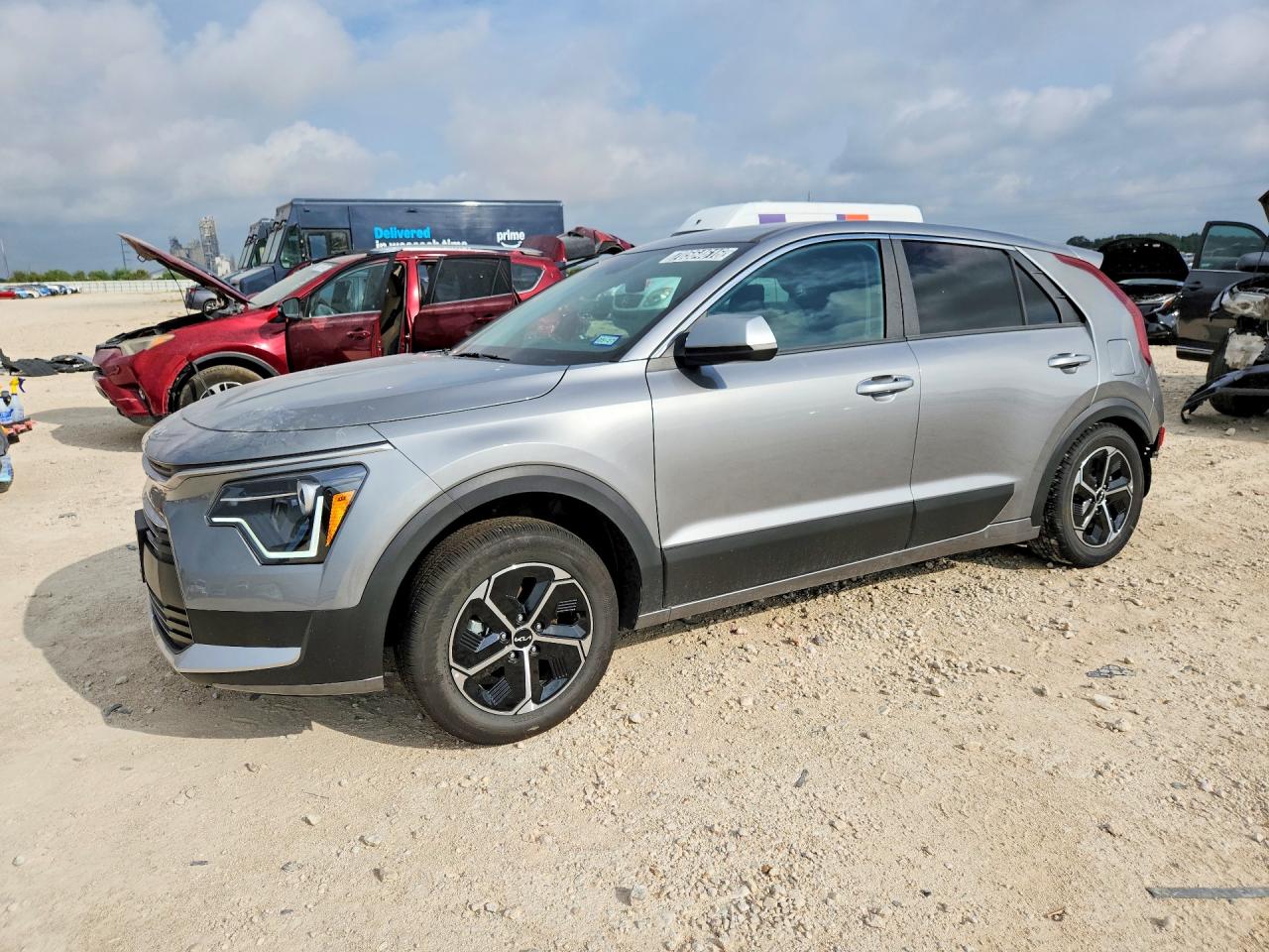 2026 KIA NIRO LX