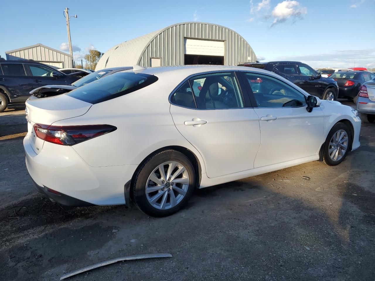 2024 TOYOTA CAMRY LE — снимка 3