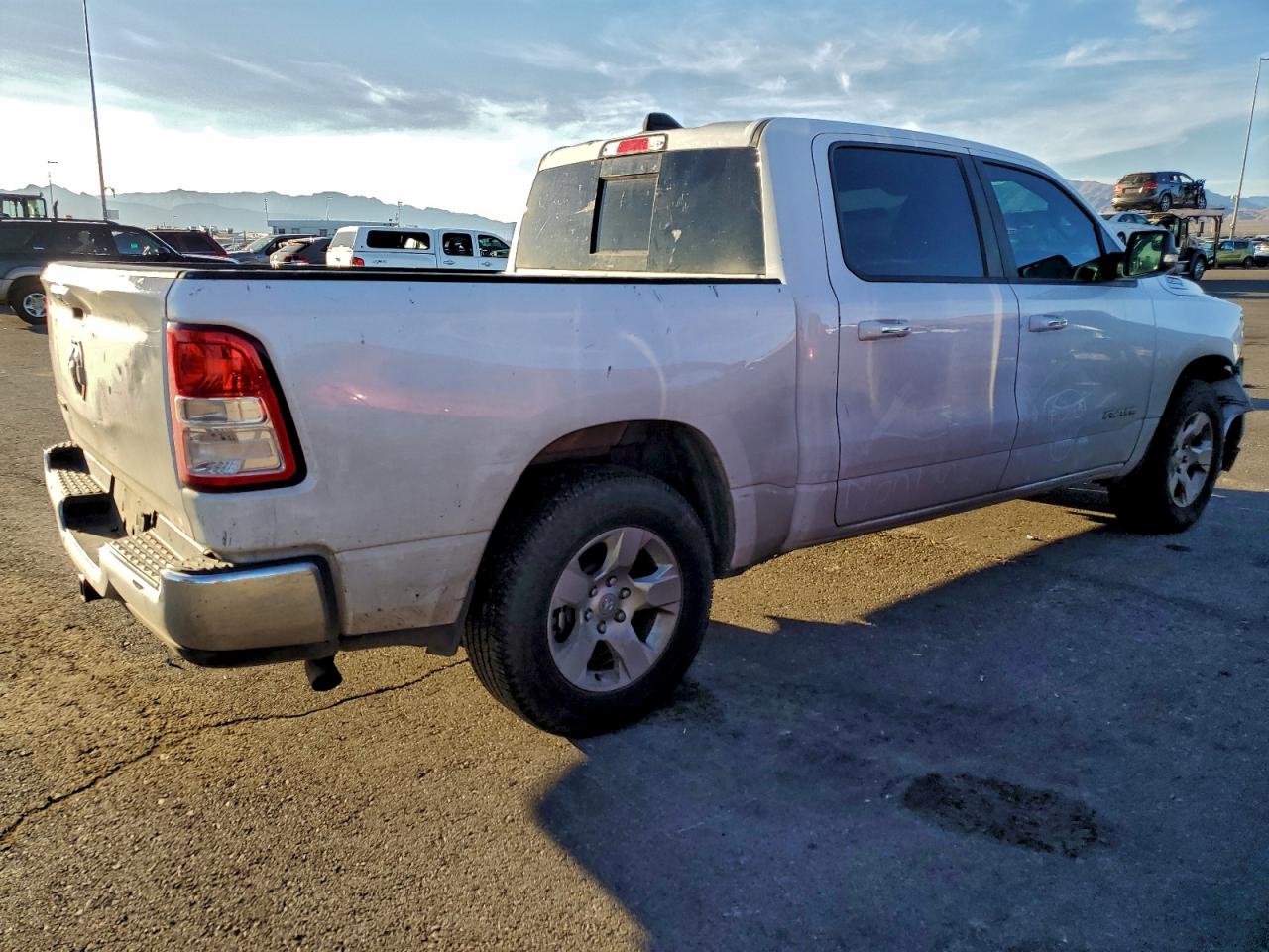 2019 RAM 1500 BIG HORN/LONE STAR — снимка 3