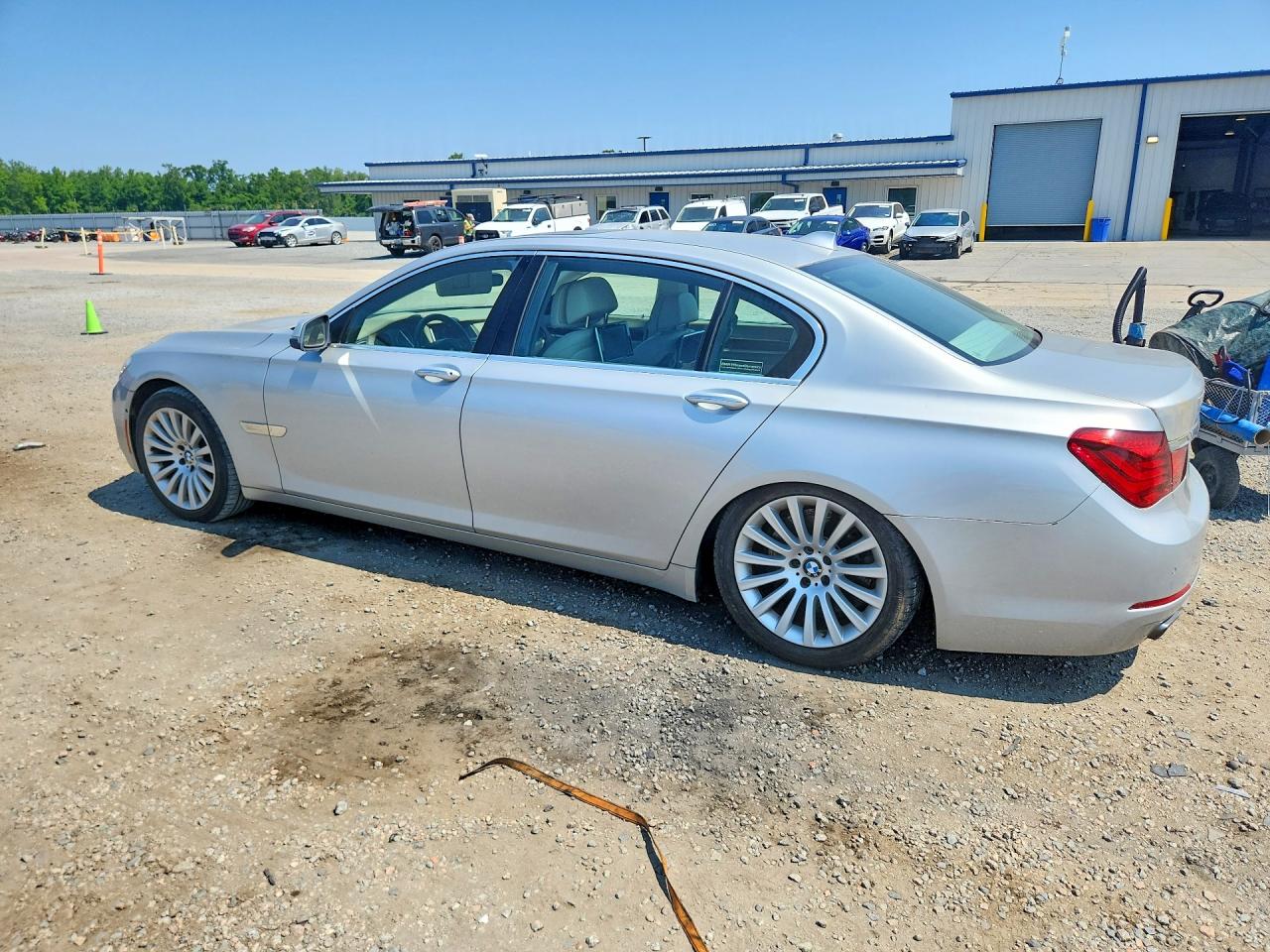 2013 BMW 750 LI — снимка 2