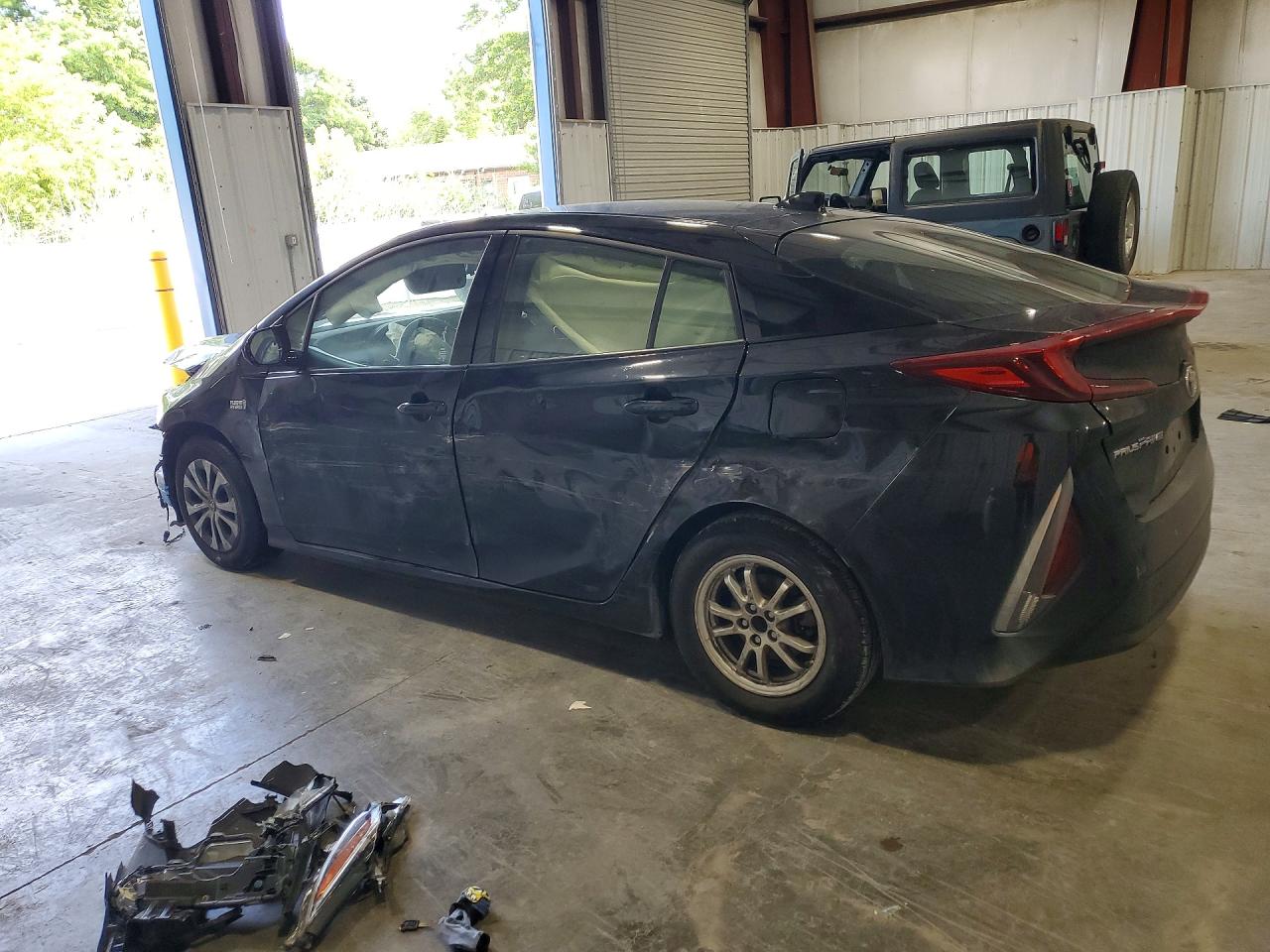 2020 TOYOTA PRIUS PRIME LE — снимка 3