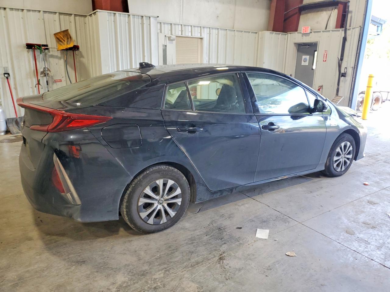 2020 TOYOTA PRIUS PRIME LE — снимка 4