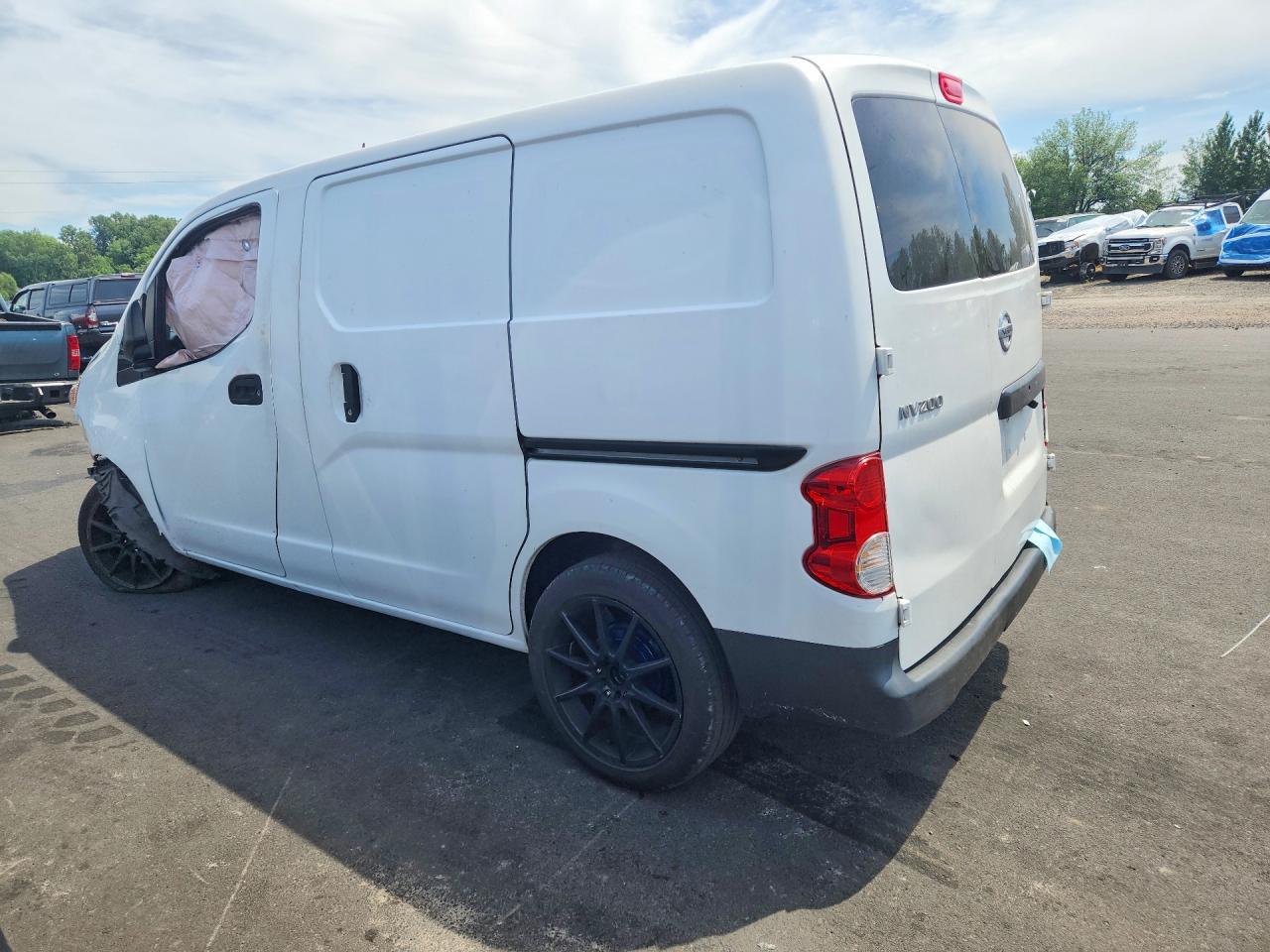 2017 NISSAN NV200 S — снимка 2