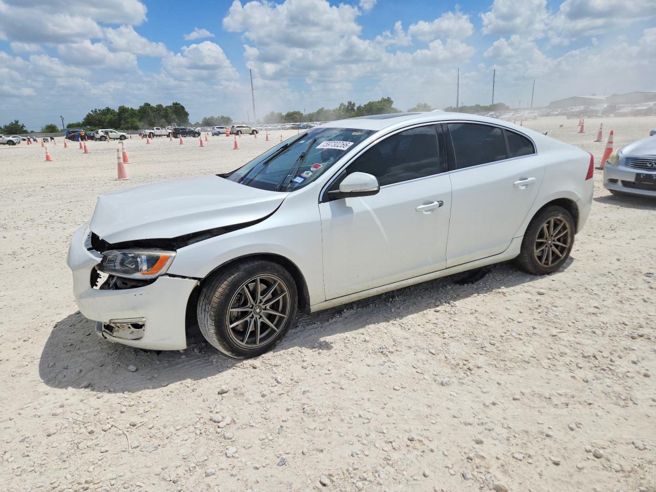 2015 VOLVO S60 PLATINUM