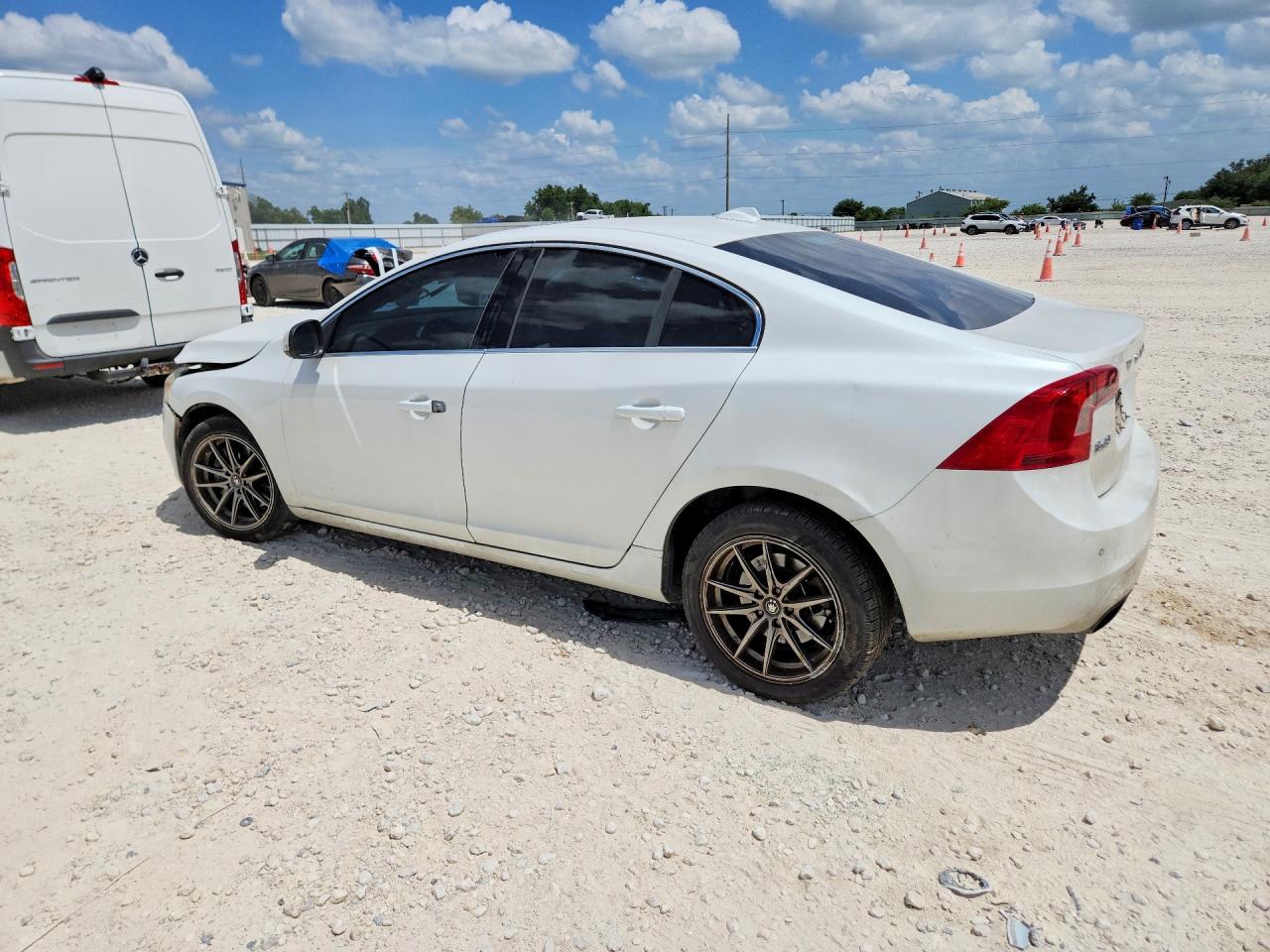2015 VOLVO S60 PLATINUM — снимка 2