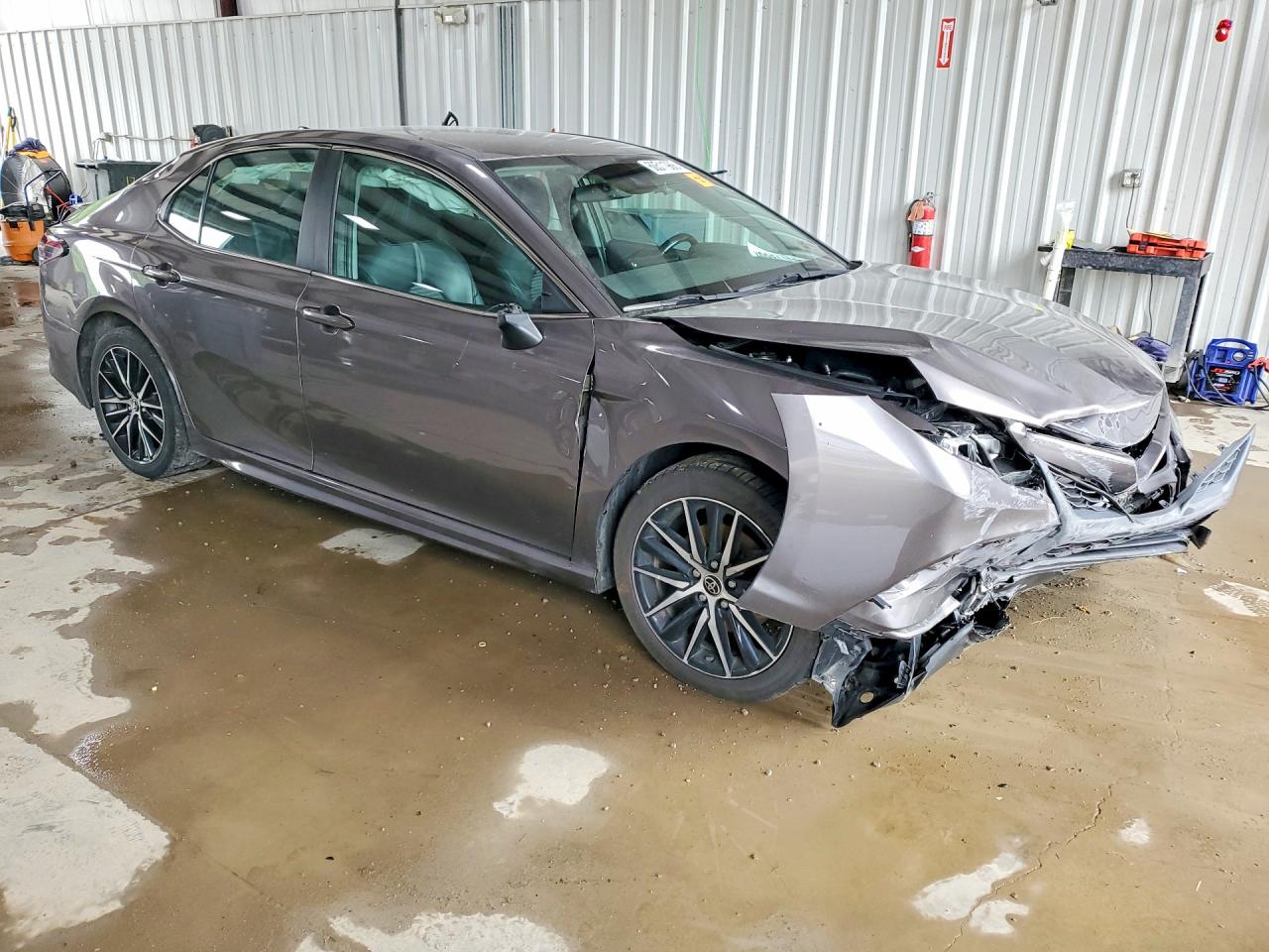 2022 TOYOTA CAMRY SE — снимка 4
