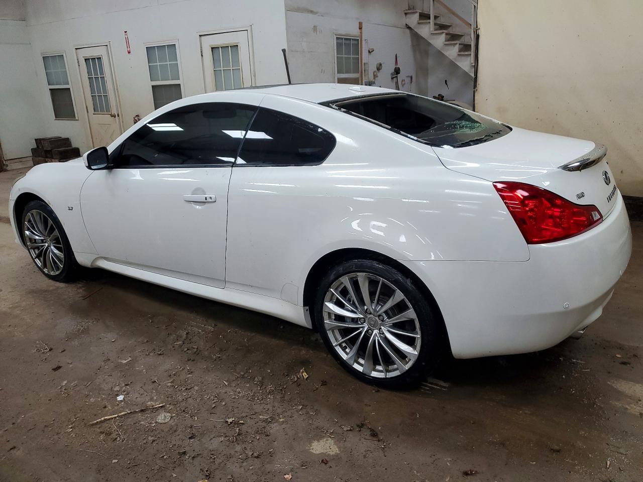 2014 INFINITI Q60 COUPE BASE — снимка 2