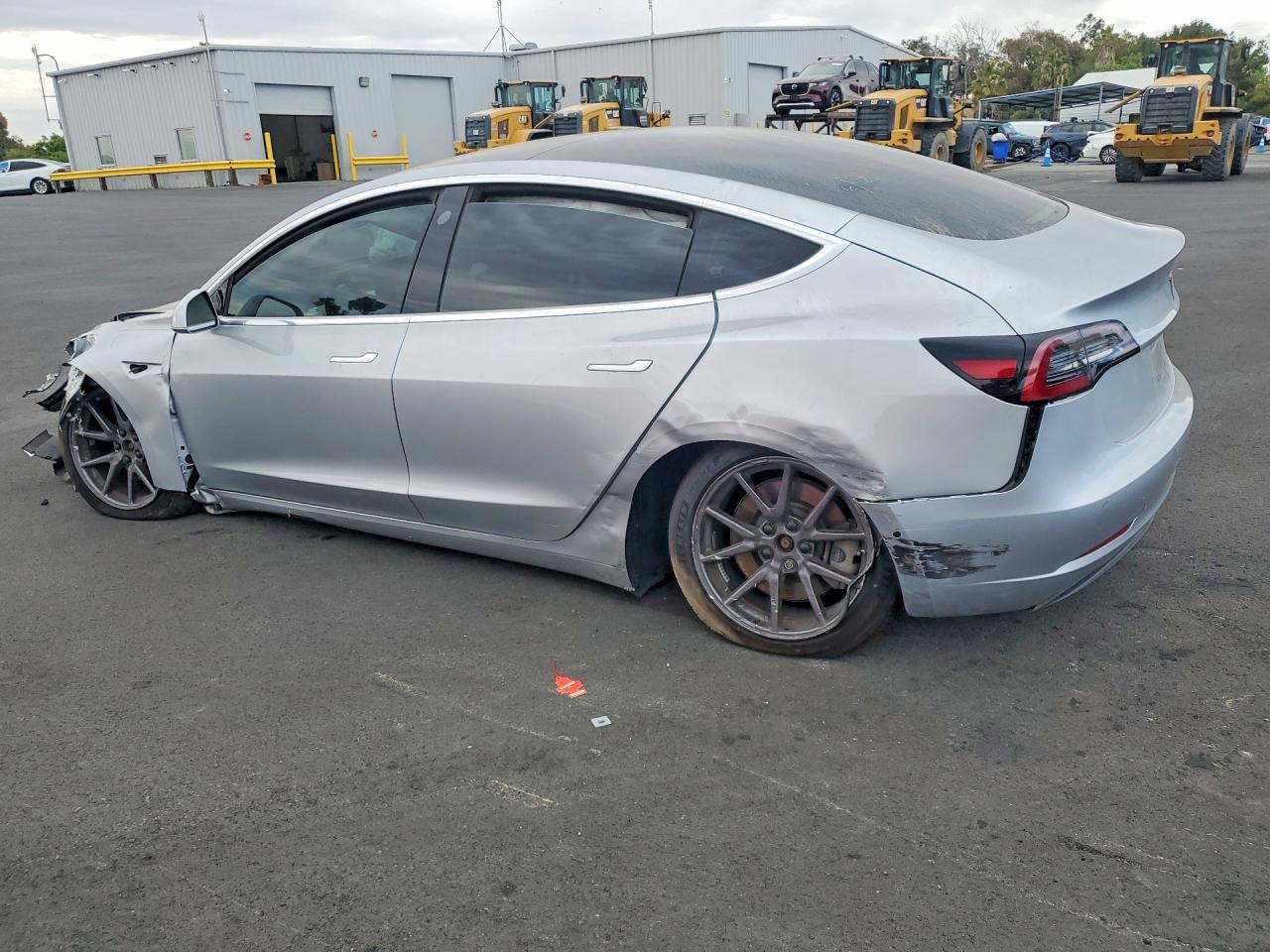 2018 TESLA MODEL 3 — снимка 2