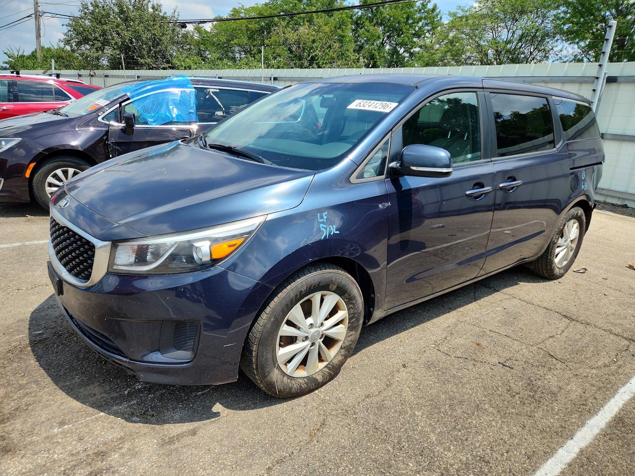 2017 KIA SEDONA LX