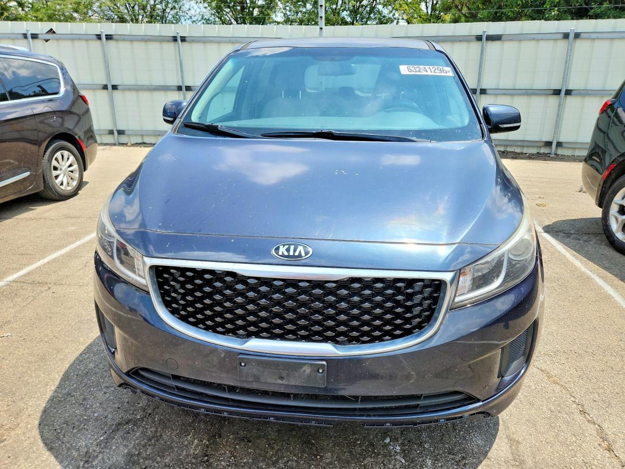 2017 KIA SEDONA LX — снимка 5