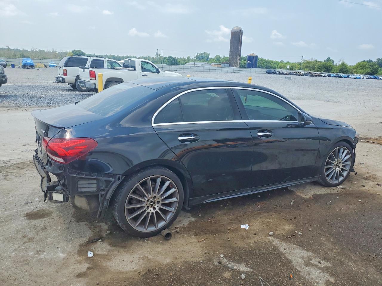 2019 MERCEDES-BENZ A 220 4MATIC — снимка 3
