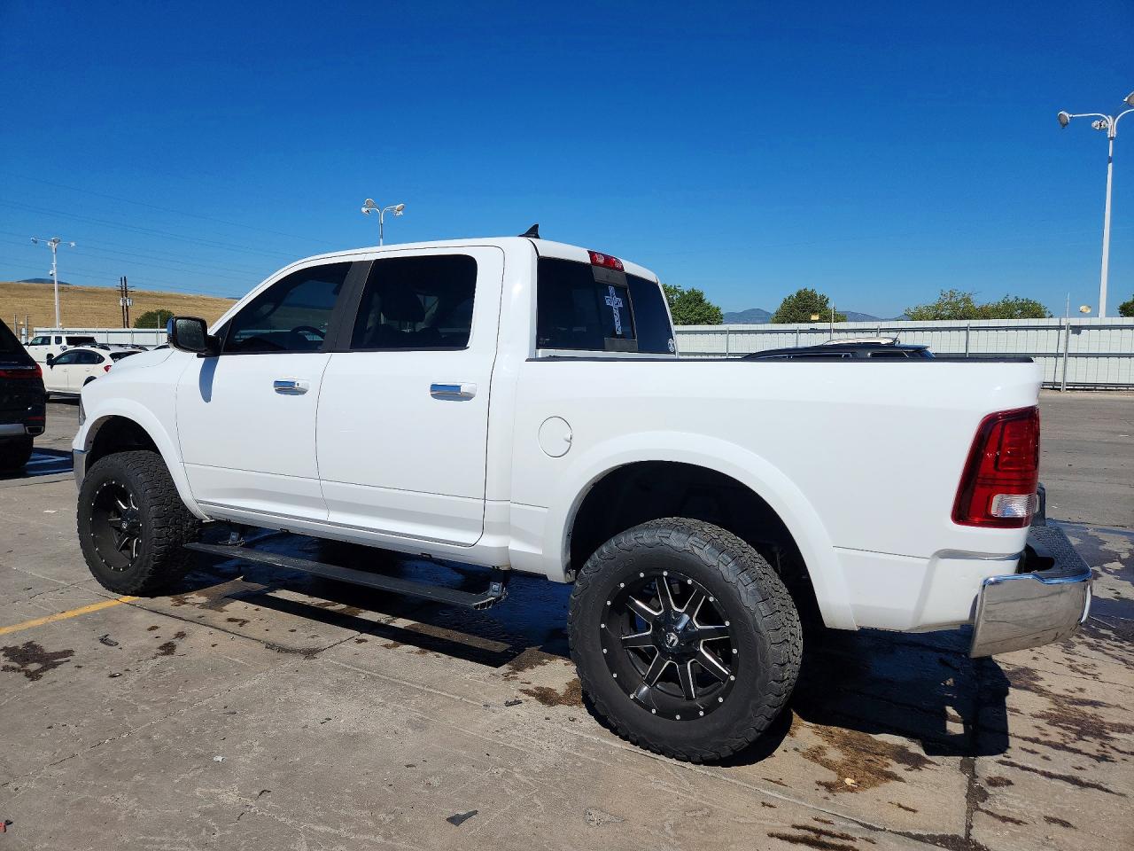 2017 RAM 1500 LARAMIE — снимка 2