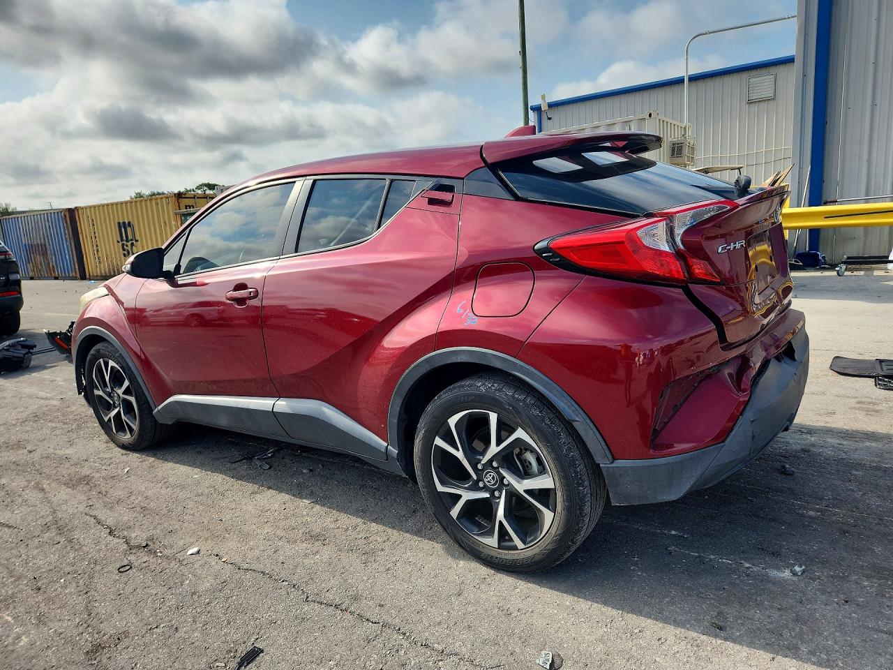 2019 TOYOTA C-HR XLE — снимка 2
