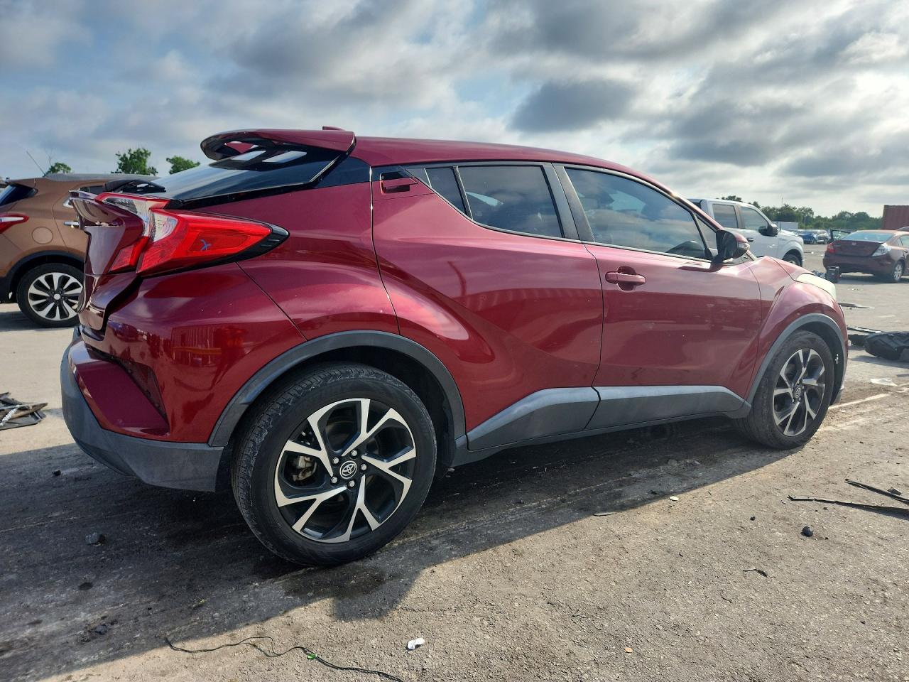 2019 TOYOTA C-HR XLE — снимка 3