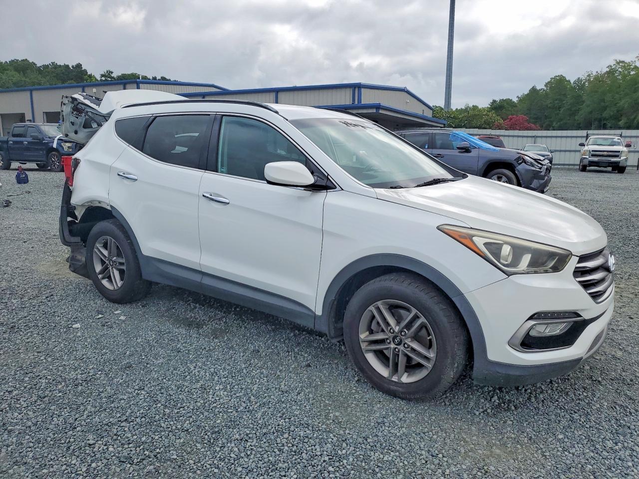 2017 HYUNDAI SANTA FE SPORT 2.4L — снимка 4