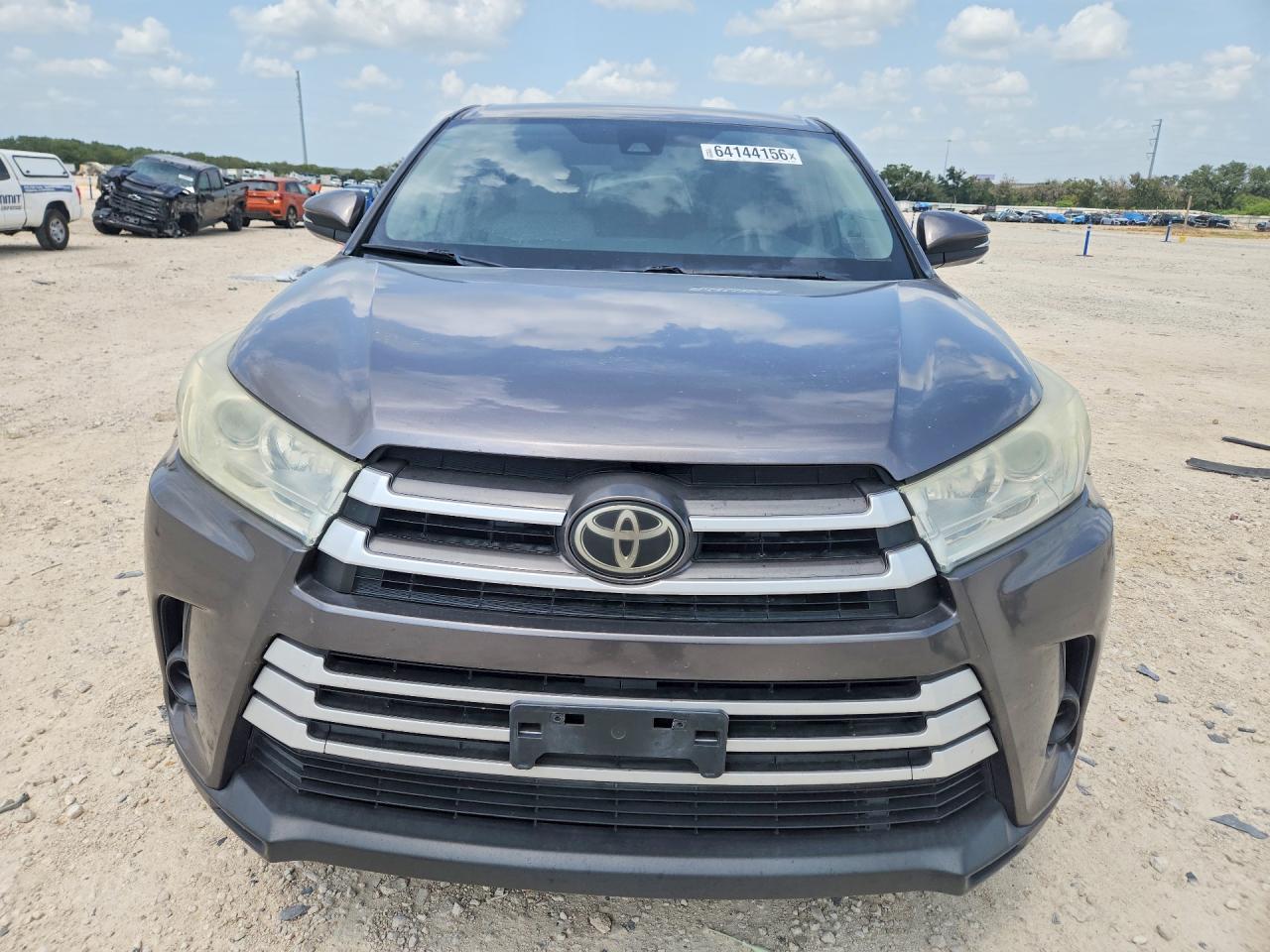 2018 TOYOTA HIGHLANDER LE — снимка 5