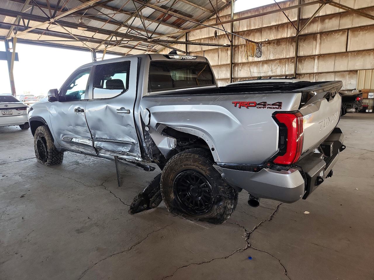 2025 TOYOTA TUNDRA PLATINUM — снимка 2