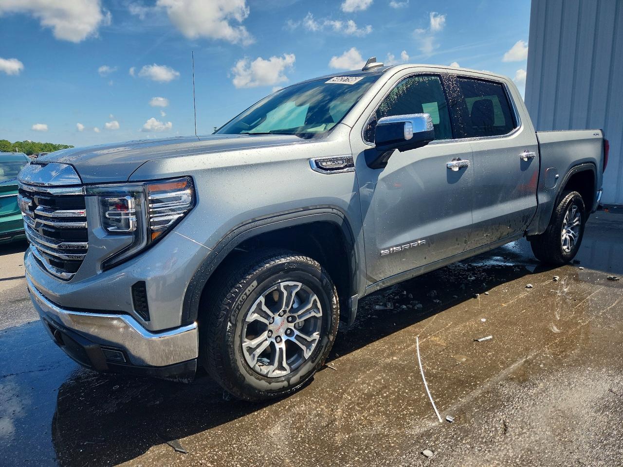 2026 GMC SIERRA K1500 SLT