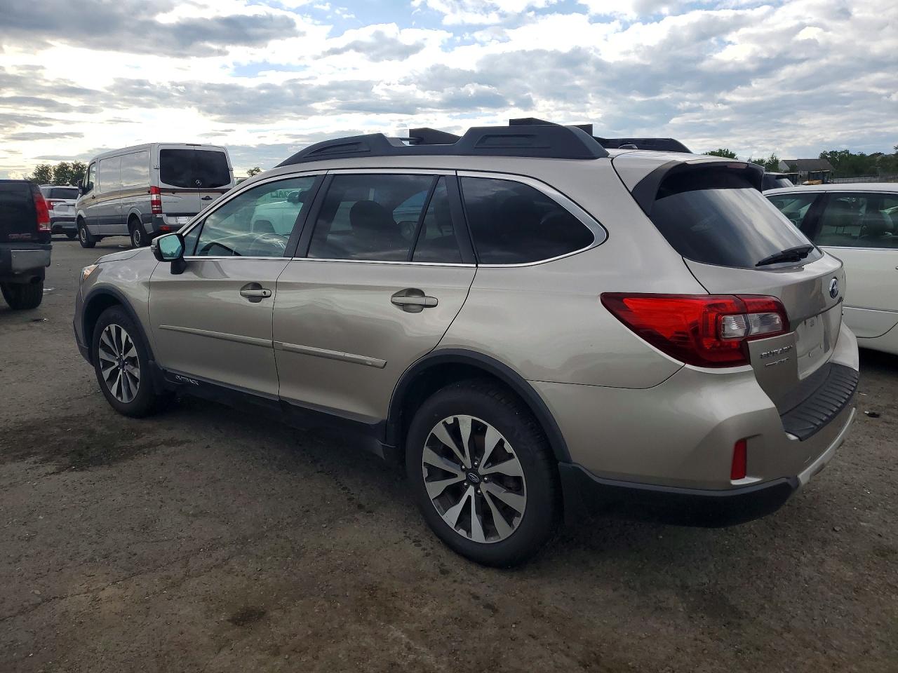 2015 SUBARU OUTBACK 2.5I LIMITED — снимка 2