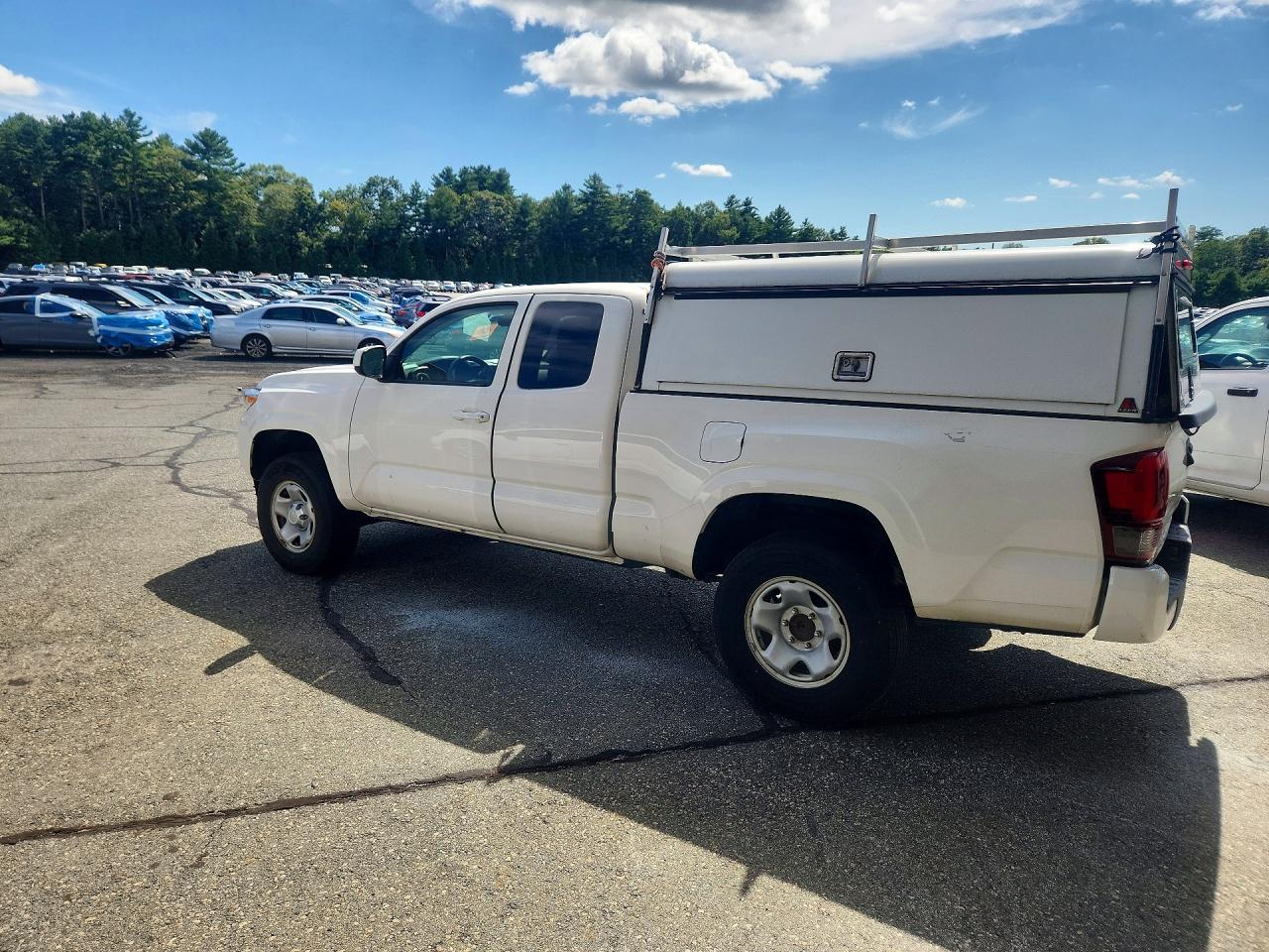 2021 TOYOTA TACOMA SR — снимка 2