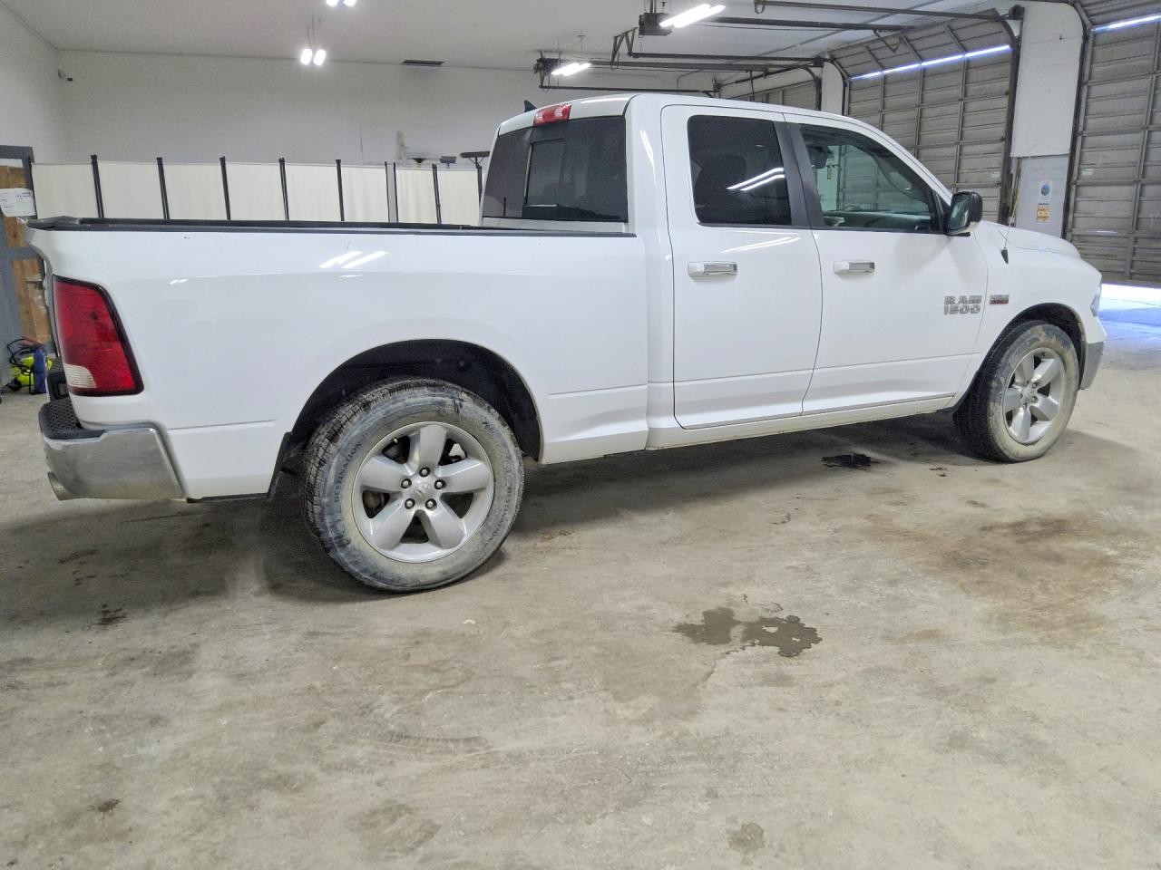 2015 RAM 1500 SLT — снимка 3