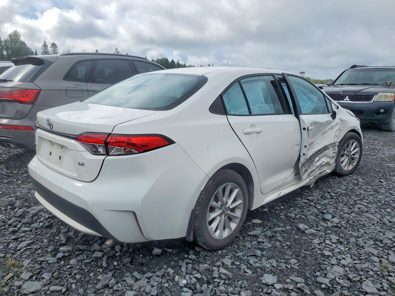 2022 TOYOTA COROLLA LE — снимка 3