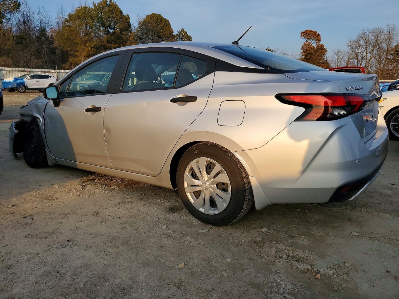2023 NISSAN VERSA S — снимка 2