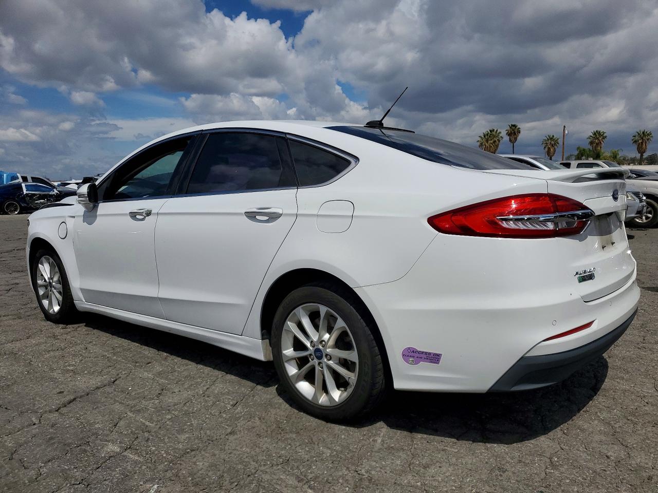 2019 FORD FUSION TITANIUM — снимка 2