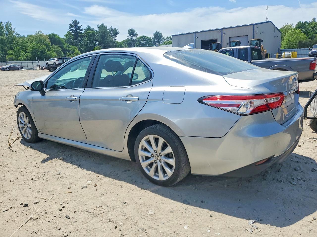2020 TOYOTA CAMRY LE — снимка 2