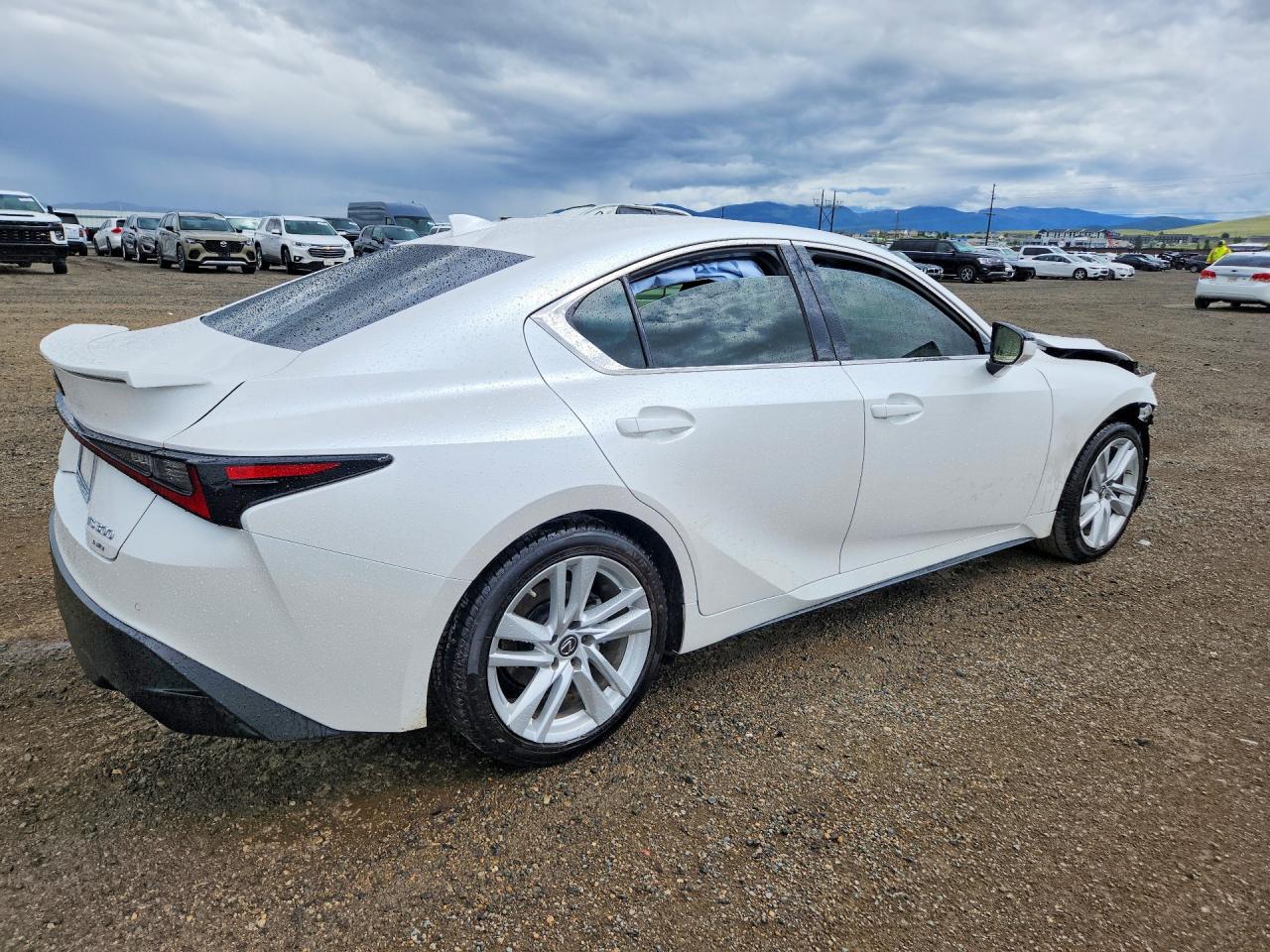 2021 LEXUS IS 300 — снимка 3